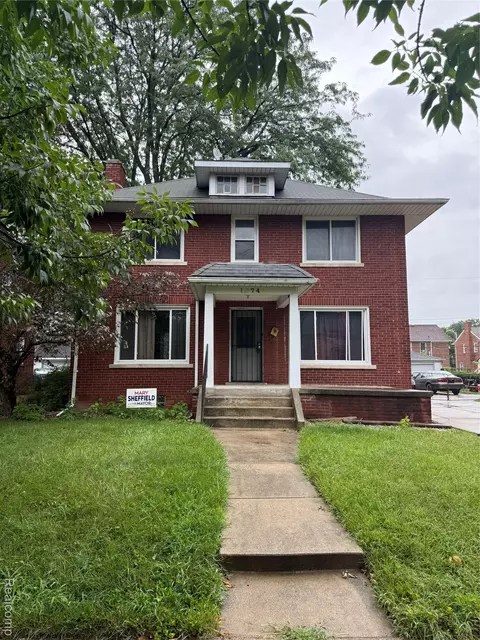 16742 Huntington Rd, Detroit, MI 48219