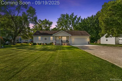 1091 W Reid Rd, Mundy, MI 48507