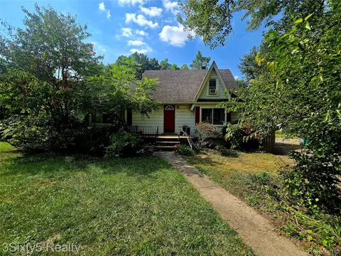 11190 Inkster Rd, Romulus, MI 48174