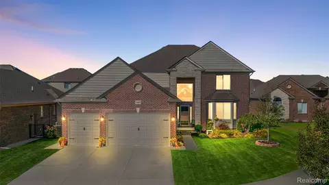 56895 Topaz Dr, Macomb, MI 48042