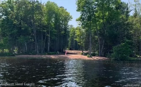 lot Apt 11 Western Shrs, Lake Linden, MI 49945