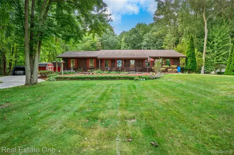 26500 Bell Rd, Huron, MI 48164