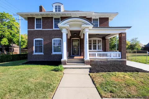 360 E Boston Blvd, Detroit, MI 48202