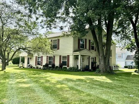 2646 Wildwood, Orion, MI 48360