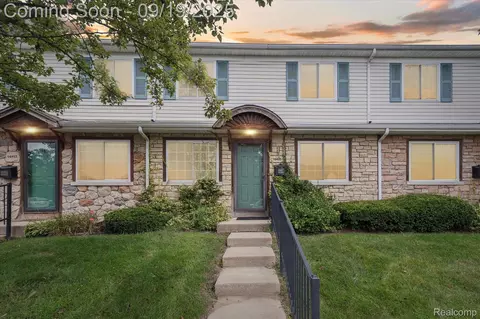 16455 Terrace Village Dr, Taylor, MI 48180