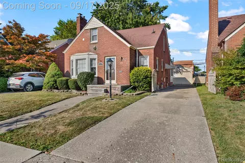 427 N Waverly St, Dearborn, MI 48128