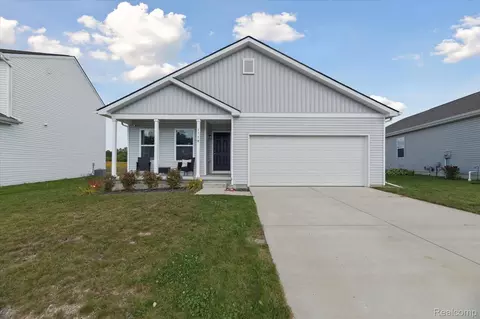 1710 Woodbridge Park Ave, Lapeer, MI 48446