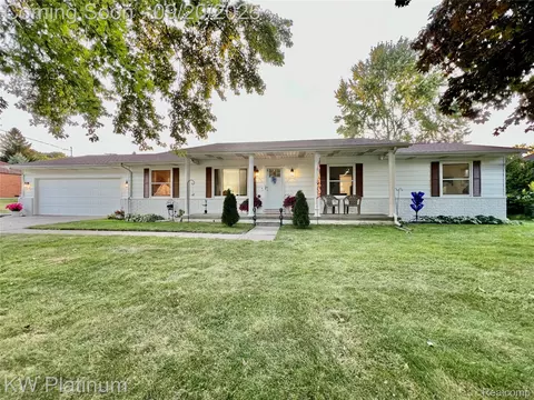 3551 Strawberry Ln, Port Huron, MI 48060