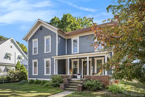 202 E Frank St, Fowlerville, MI 48836