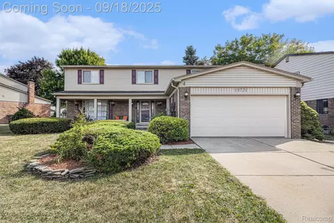 15721 Kristin Ln, Riverview, MI 48193