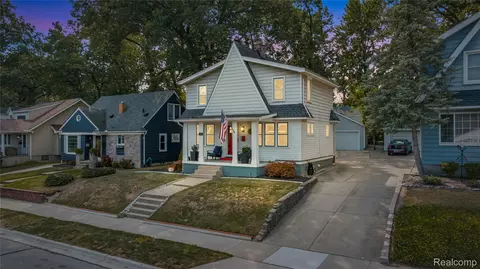 817 Fernwood Rd, Royal Oak, MI 48067