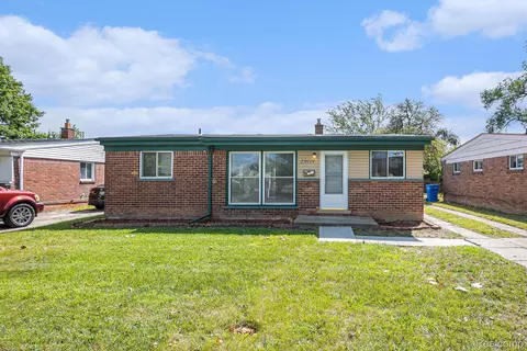29119 York St, Inkster, MI 48141
