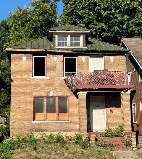 16309 Log Cabin St, Highland Park, MI 48203
