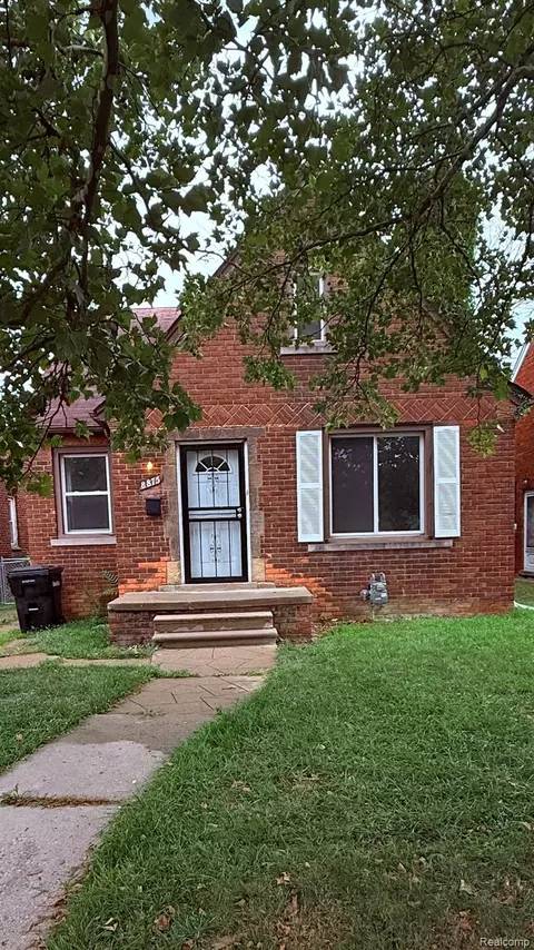 8875 Manor St, Detroit, MI 48204