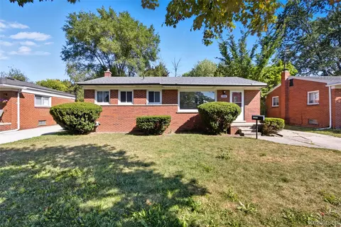 21844 Hill St, Warren, MI 48091