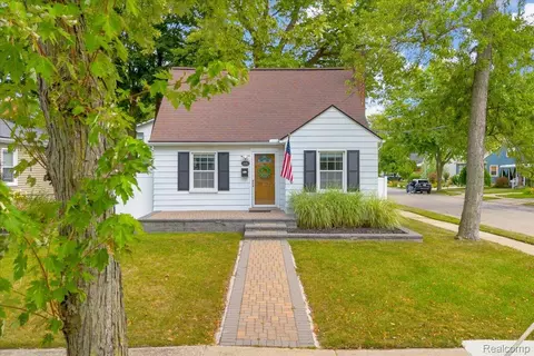 1818 Mortenson Blvd, Berkley, MI 48072