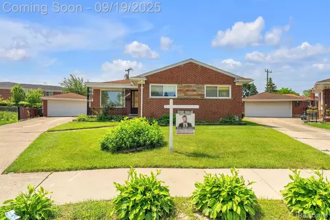 14511 Lanson Ave, Dearborn, MI 48126