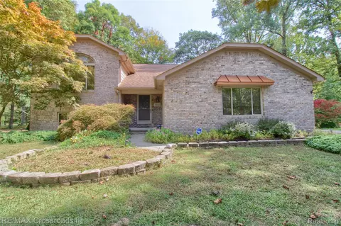 28503 Margaret Ln, Huron, MI 48164