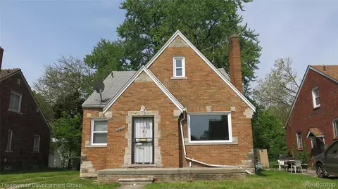 17613 Rowe St, Detroit, MI 48205