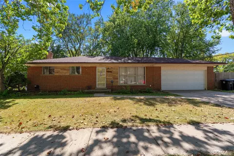 29257 Barkley St, Livonia, MI 48154