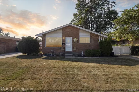 754 Alvin St, Westland, MI 48186