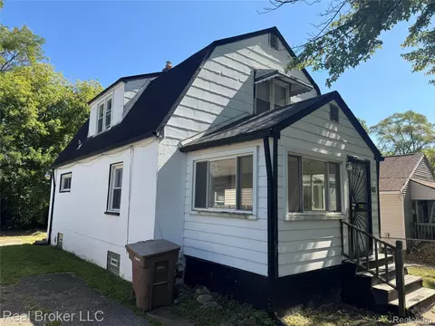 465 S Marshall St, Pontiac, MI 48342
