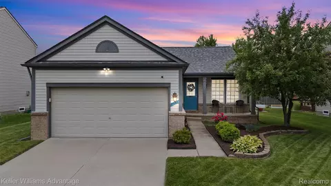 7501 Carlton Dr, Ypsilanti, MI 48197