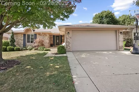 46457 Peach Grove Ave, Macomb, MI 48044