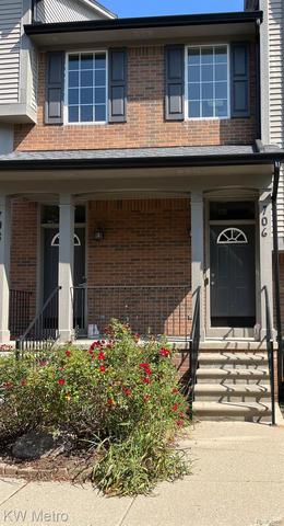 706 N Washington Ave, Royal Oak, MI 48067