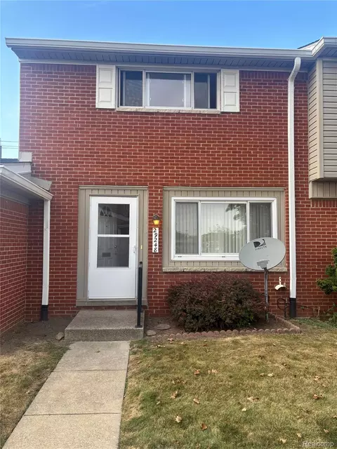 29248 Manchester St, Westland, MI 48185