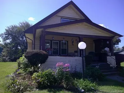 125 W Paterson St, Flint, MI 48503