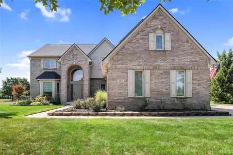 500 Belvedere Ct N, Canton, MI 48188