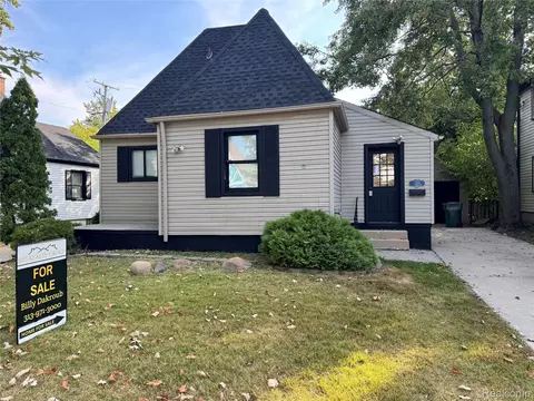 2705 Homeplace St, Dearborn, MI 48124