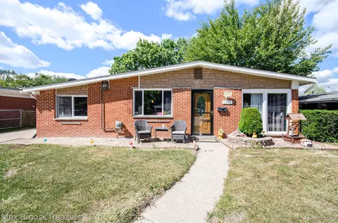 1219 Moulin Ave, Madison Heights, MI 48071