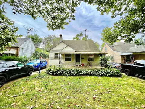 7793 Clayburn St, Detroit, MI 48228