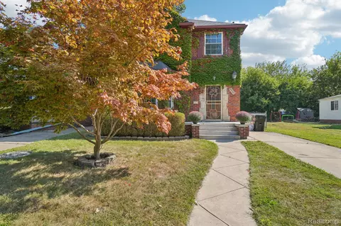 20024 Picadilly Rd, Detroit, MI 48221
