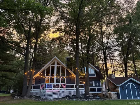 4649 Queens Way, Butman, MI 48624