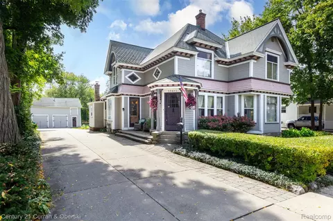 33611 Oakland St, Farmington, MI 48335