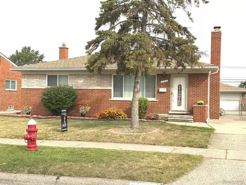 11511 Gerald Dr, Warren, MI 48093