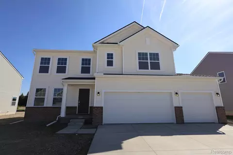 54790 Heron Cir, Chesterfield, MI 48047