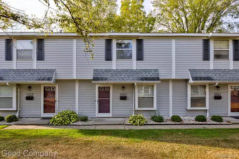 4363 Crooks Rd, Royal Oak, MI 48073