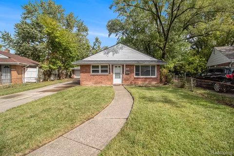 3861 Wellington St, Inkster, MI 48141