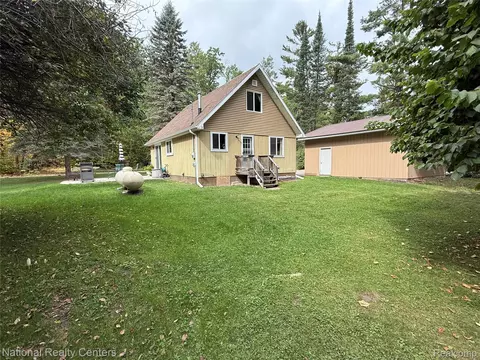 3055 E Mouch Dr, Big Creek, MI 48647