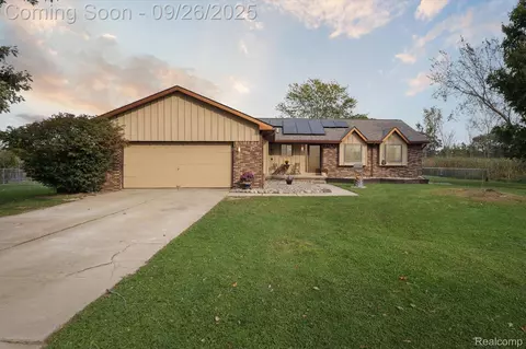 8329 Wilson Rd, Montrose, MI 48457