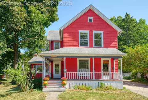 601 S Main St, Chelsea, MI 48118