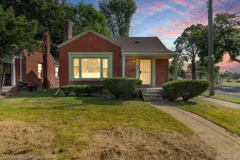 18400 Plainview Ave, Detroit, MI 48219