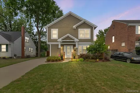1939 N Connecticut Ave, Royal Oak, MI 48073