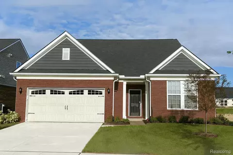 5635 Lewiston Rd, Canton, MI 48188