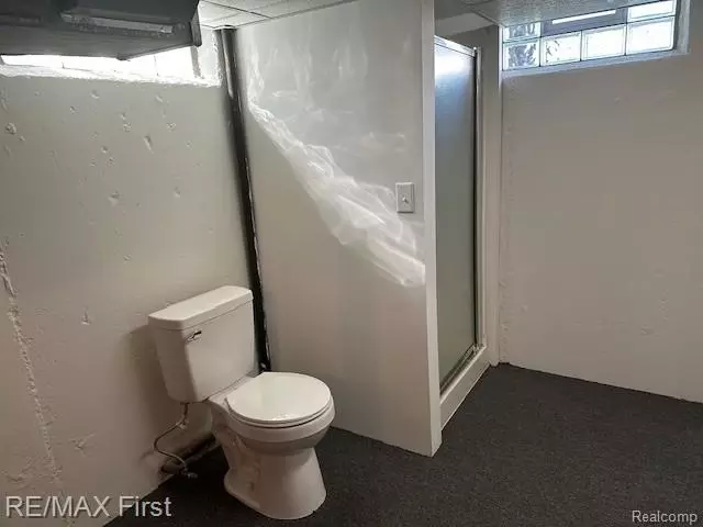 Bath - 17175 Five Points St, Redford, MI 48240 photo 2 of 2