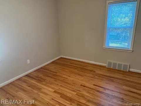 Bedroom - 17175 Five Points St, Redford, MI 48240 photo 1 of 2